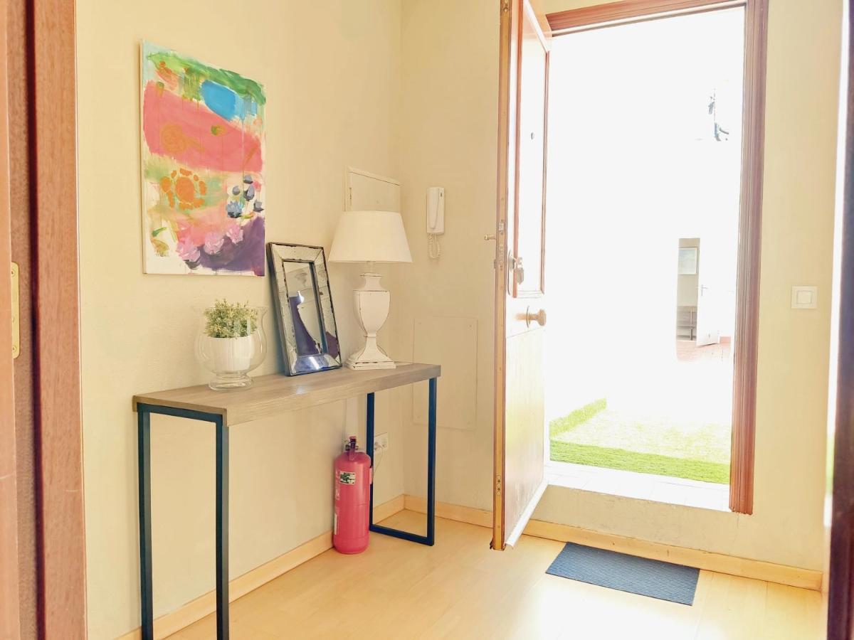 Homeyseville-penthouse Cathedral Tomas De Ibarra St 6 Pax, Parking Optional